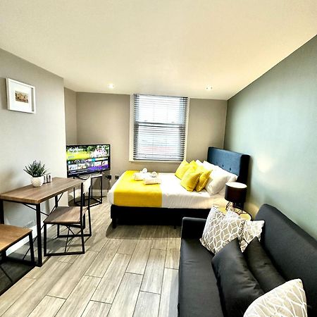 Stylish Studio With Sea Views Lägenhet Brighton Exteriör bild